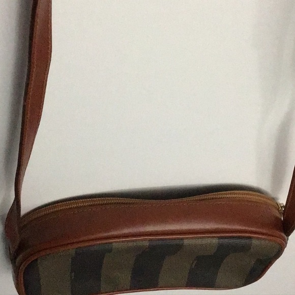 Vintage Authentic Fendi Crossbody EVC Tan Brown - Picture 4 of 8